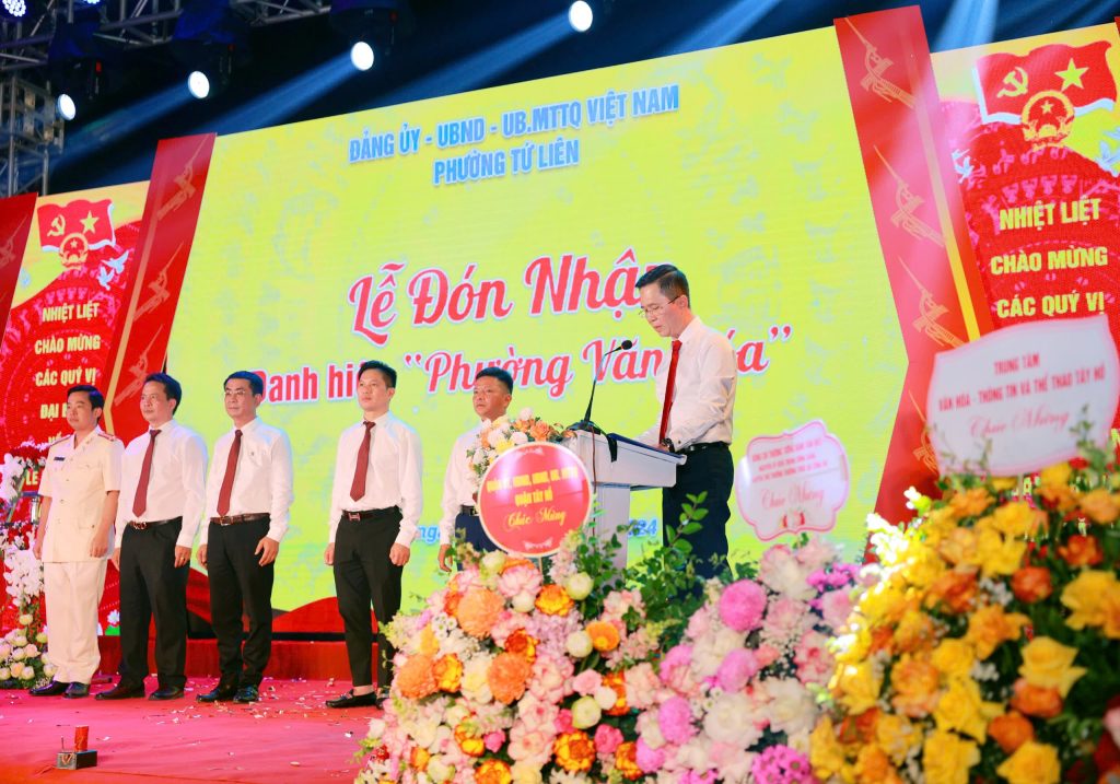 Tuổi trẻ Tứ Liên